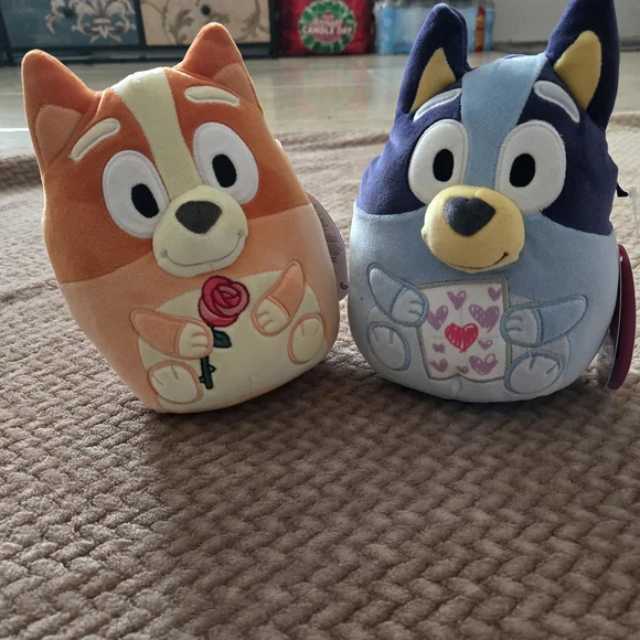 Squishmallows SET of 2 Disney  BINGO & BLUEY 8" Plush  Hearts And Rose New Valen - Picture 2 of 9